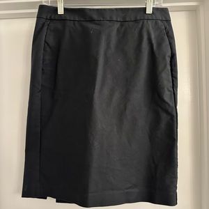 Gap stretch skirt, double slit in back. Black size 8